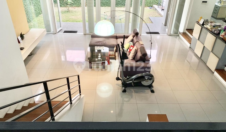 Rumah Minimalis Modern di Pondok Indah Ajh06030