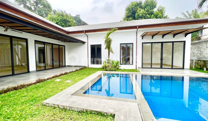 Rumah Brand New Kemang Dengan Kolam Renang Ajh04026 2
