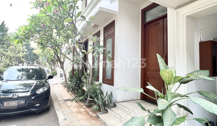 Indah Rumah Bagus di Kompleks Kemang Ajh04063