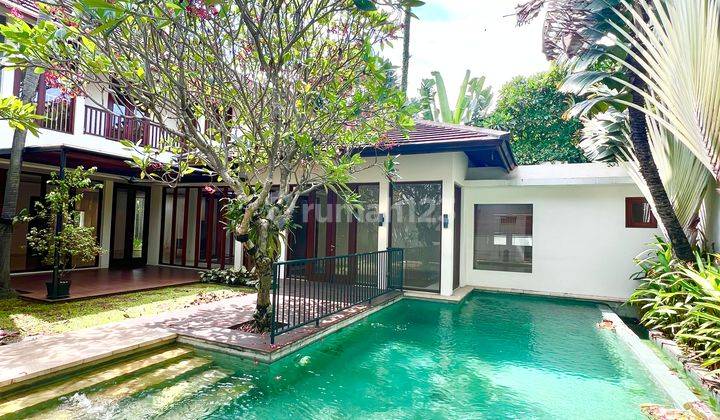 Tropical House 4 BR In Compound In Cilandak Ajh02043 1