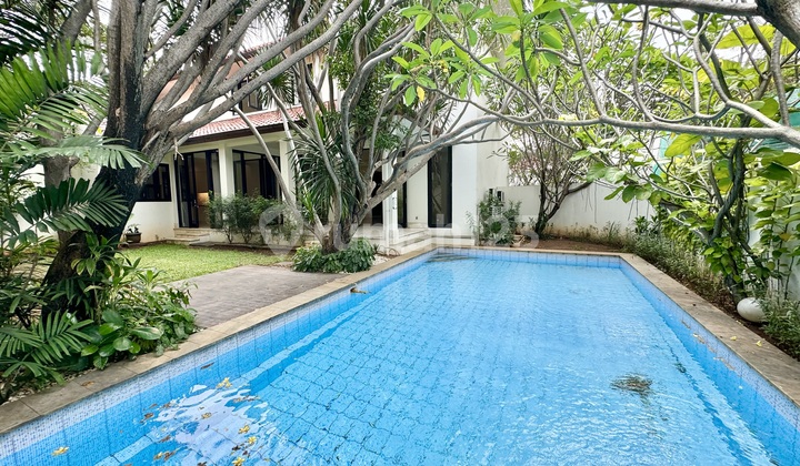 Minimalis House 5 Bedrooms In Quiet Area Kemang Compound Ajh04049 1