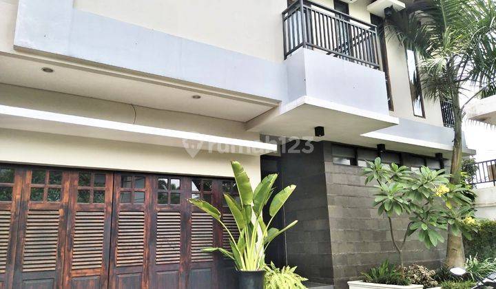 Minimalist House 4 Bedrooms With Private Pool In Kemang Ajh04110 2