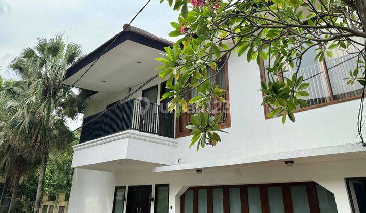 Simple Minimalis House 4 Bedrooms In Pejaten Compound Ajh05041 1