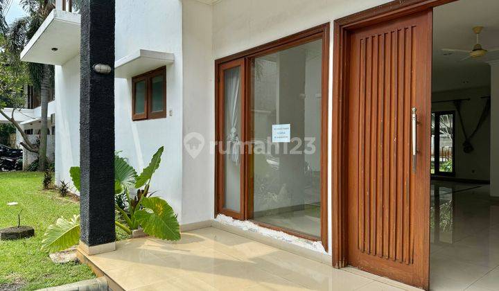 Simple Minimalis House 4 Bedrooms In Pejaten Compound Ajh05041 2