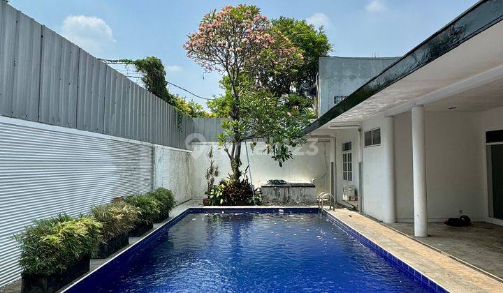 Hommy House 4 Bedroom With Private Pool In Kemang Ajh04118 2