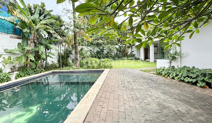 Kemang Timur Compound with Private Pool and Garden AJH04082 2