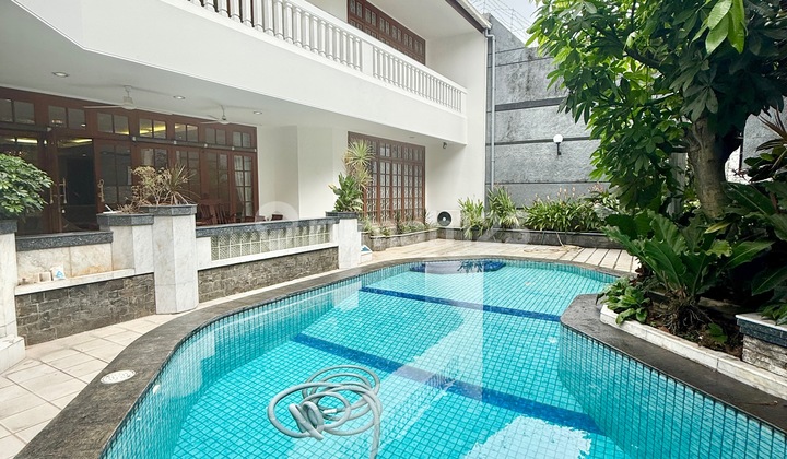 Classic House 5 Bedrooms With Private Pool In Pondok Indah Ajh06024 Classic House 5 Bedrooms With Private Pool In Pondok Indah Ajh06024