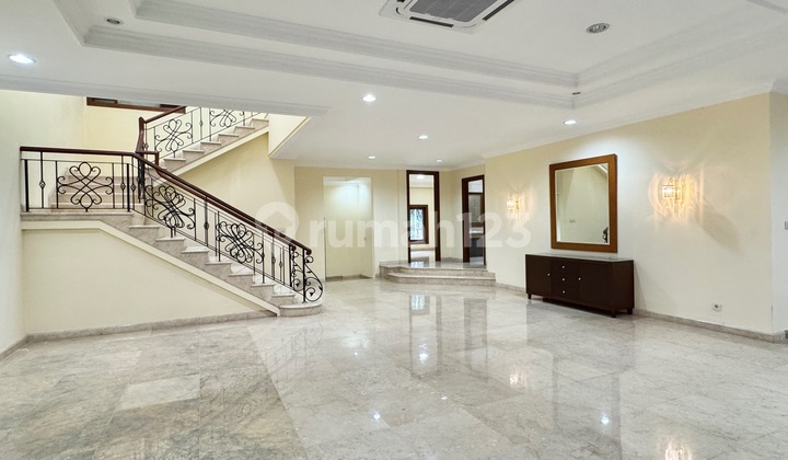 Nice homy house 5 br with pool in a quiet area pondok indah AJH06231 2
