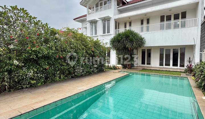 Stand Alone House With Big Yard in Cipete Area Ajh03106