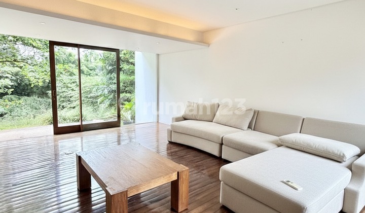 Minimalis House 3Br In Pejaten Compound Ajh05074 2