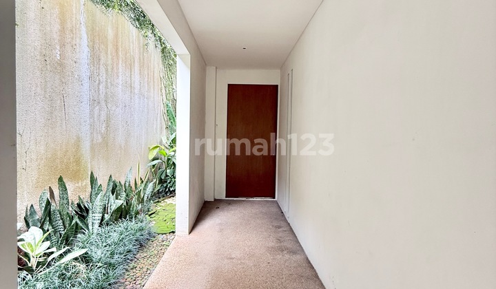 Minimalis House 3Br In Pejaten Compound Ajh05074