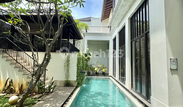 Tropical House 5 BR with pool & garden pejaten compound AJH05029 2