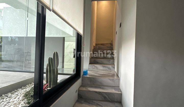 Rumah Minimalis glass House di Cluster di Permata Hijau corio 2