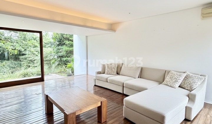 Minimalist House 3 BR In Pejaten Compound Ajh05074 2