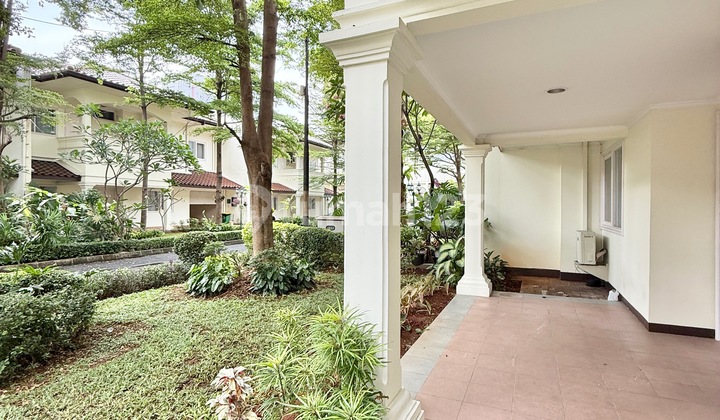 Simple minimalis house in pondok indah compound AJH06286