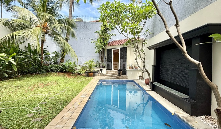 Classic House with Pool & Garden in Kemang area AJH04088 Classic House with Pool & Garden in Kemang area AJH04088