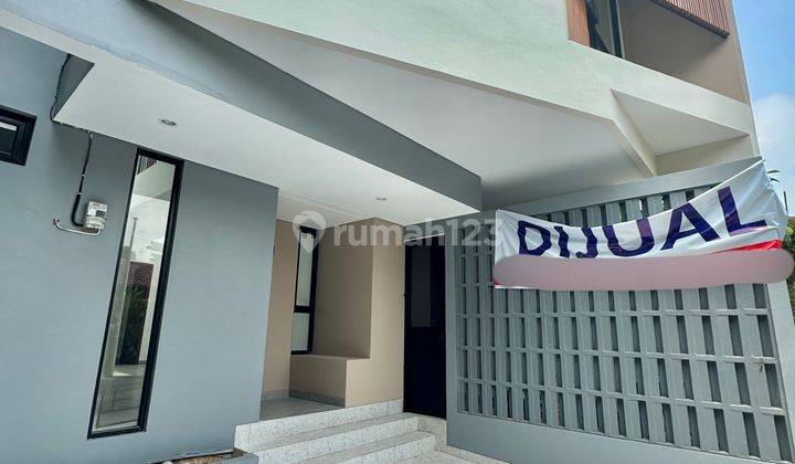 Rumah Minimalis 4 Kamar di Dalam Cluster Bintaro Jaya Ajh01030 1