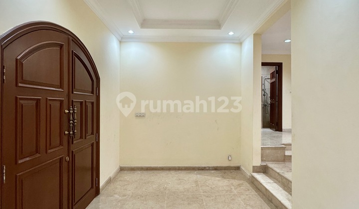 Homy house 5 br with private pool in pondok indah AJH06231 2