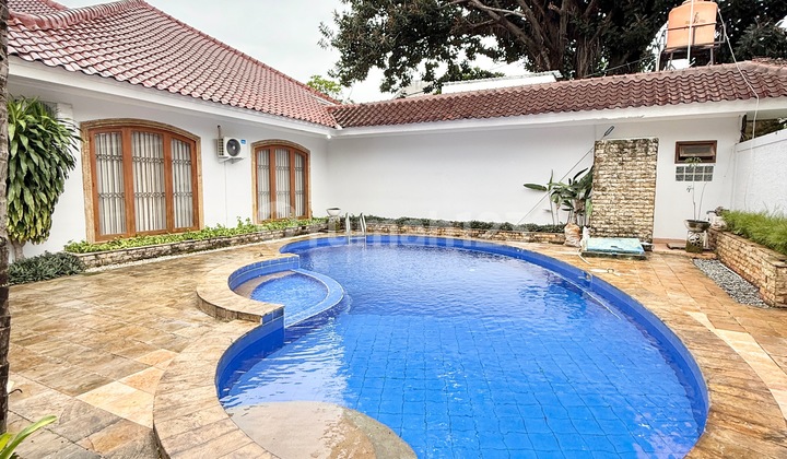 Stand Alone 1 Storey House With Pool And Garden Ajh04199