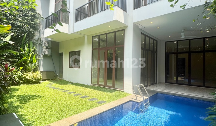 Bright and Homy House with Pool & Garden kemang compound AJH04151