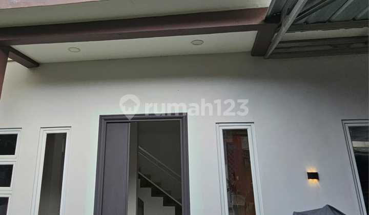 Ready-to-Occupy House in Griya Pendowo Indah, Nice House 2