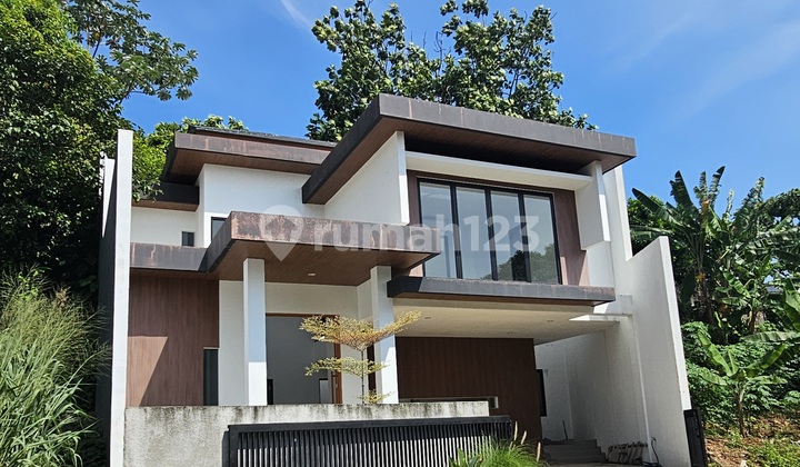 Nice House with SHM Ready to Occupy in Villa Cinere Mas Extension Nice House with SHM Ready to Occupy in Villa Cinere Mas Extension