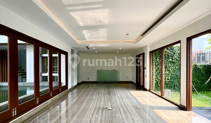 Rumah Nyaman 2Lantai Siap Huni di Pondok Indah 2