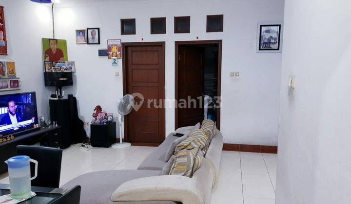 Rumah di Kemang Pratama 3 Bekasi 2 Lantai SHM Bagus Timur 7