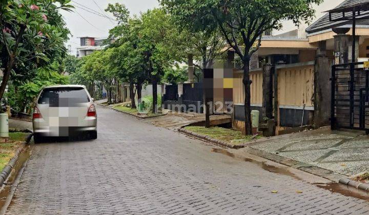 Rumah di Kemang Pratama 2 Bekasi 2 Lantai SHM Bagus Timur 2