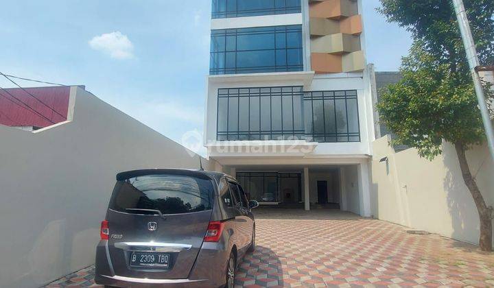 Gedung mini kantor di Jalan Dewi Sartika Cawang Jakarta HGB 2