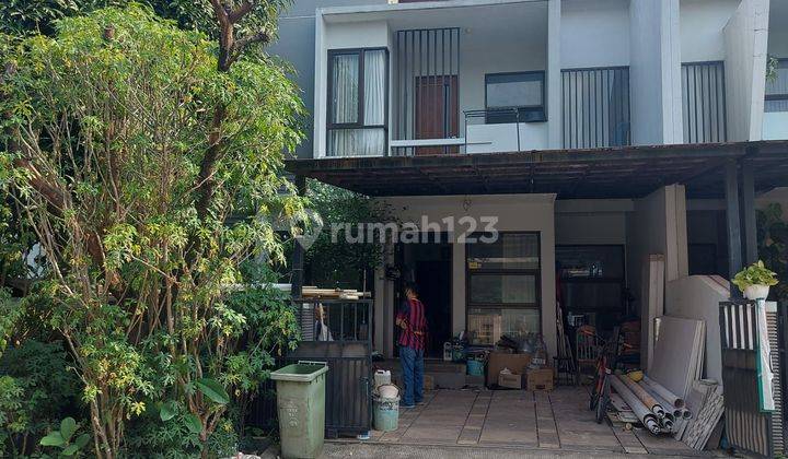 Rumah Cantik di Perumahan Villa Meutia Kirana Bekasi SHM Bagus 1