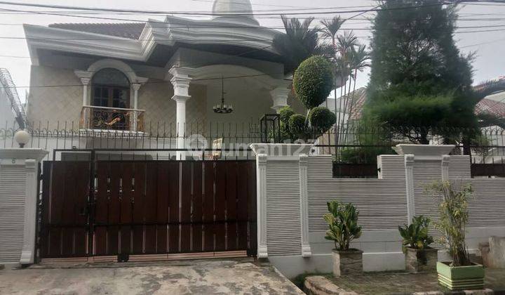 Rumah mewah + kolam renang di Cempaka putih Barat Jakarta SHM 1