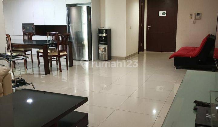 Apartemen 3 BR dijual di Sherwood Residence Furnished Bagus PPJB 1