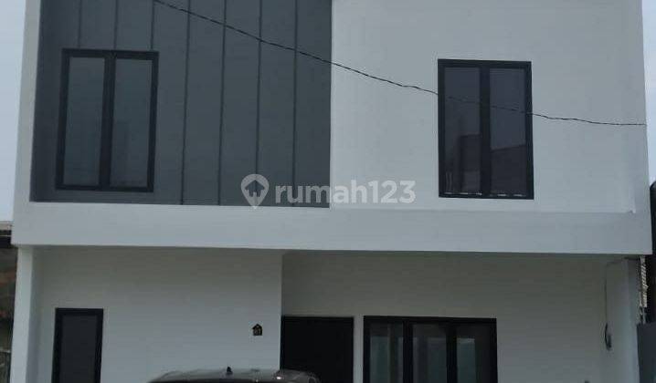 Rumah baru di Perumahan Casa de Bali Rawalumbu Bekasi SHM Selatan 1