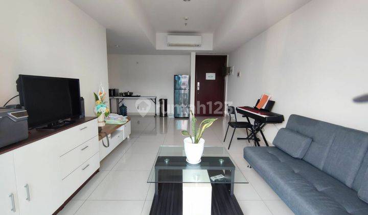 Apartemen 2 BR di The Kensington Royal Suites Semi Furnished 1