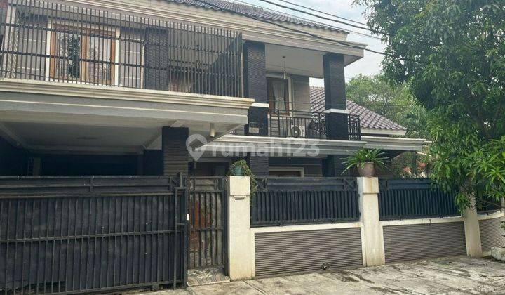 Rumah hoek minimalis di Jatibening Estate Bekasi SHM 2 Lantai 1