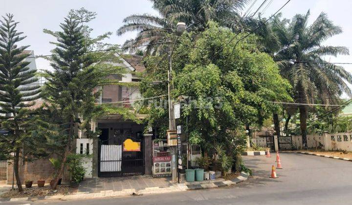 Rumah hoek bisa untuk usaha di Puri Gading Jatimelati Bekasi HGB 2