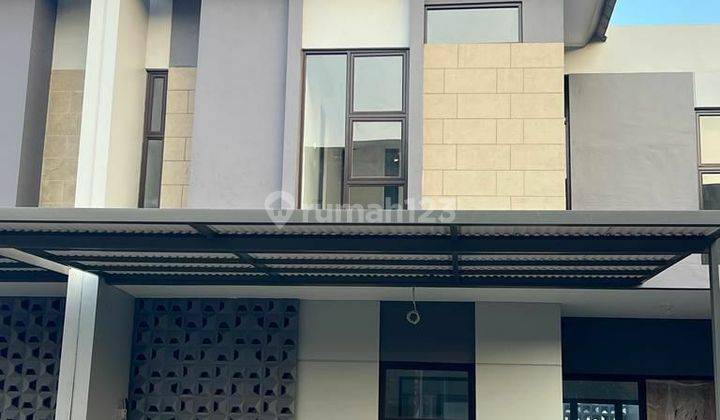 Rumah dekat tolm di Cluster Cherry ville Grand Wisata Bekasi  1