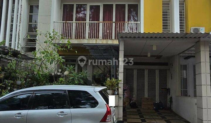 Rumah 2 Lantai Shm Dekat Mall Di Cluster Maple Summarecon Bekasi  1