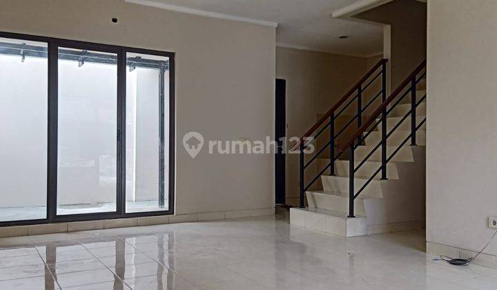 Rumah Di Perumahan Premier Serenity Bekasi Jaya Bekasi, Shm Bagus 2