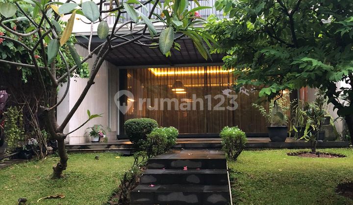 RUMAH MEWAH POSISI HOOK KOTA WISATA CIBUBUR 2