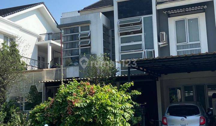 Rumah Jual BU 2 Lantai Bagus Siap Huni Di Kota Wisata 2