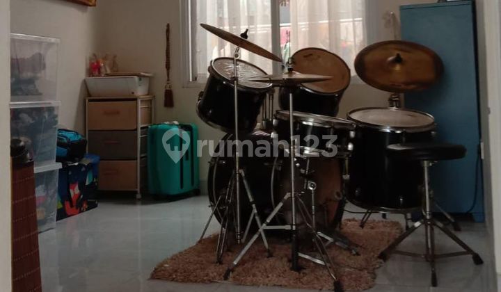 Rumah 2 Lantai, 4 Kamar Tidur Kota Wisata Cibubur 2