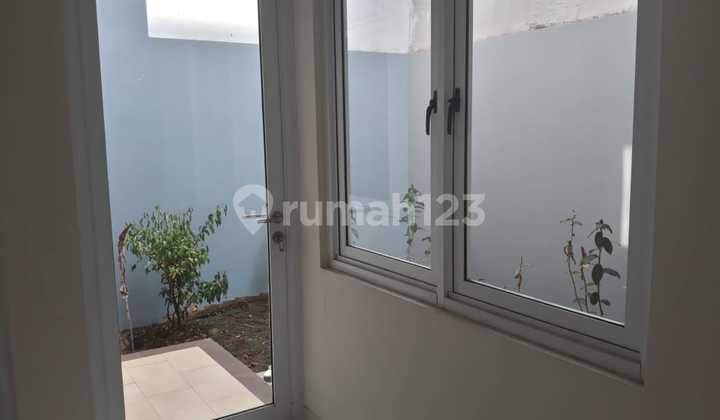 NICE 2-STORY HOUSE, 4 BEDROOMS IN TOURISM CITY 2