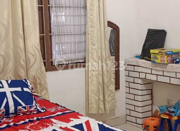 NEAT HOUSE 2.5 FLOORS, 4 BEDROOMS IN CIBUBUR TOURISM CITY 2