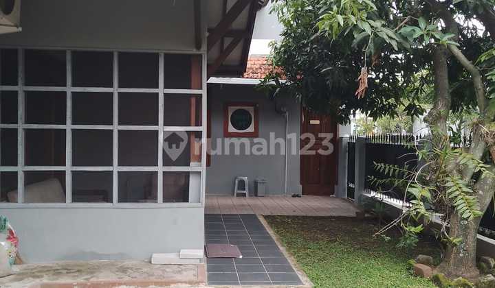 A BOARDING HOUSE IN THE CENTER OF BANDUNG CITY, PRICE NEGOTIABLE UNTIL DEAL!!