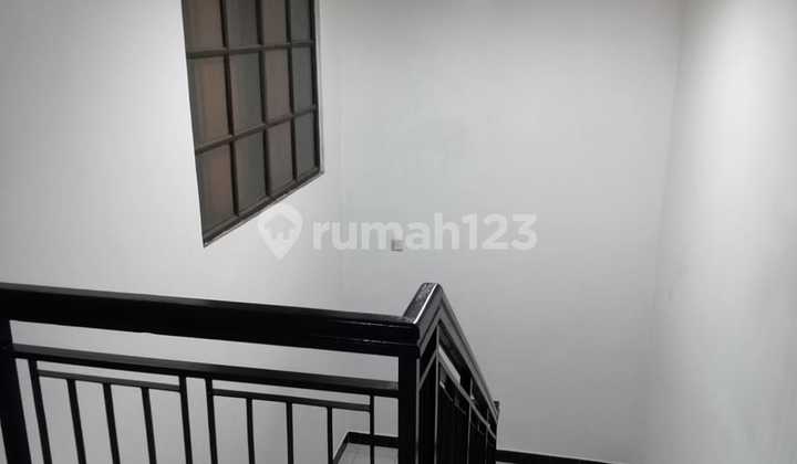 Disewakan Rumah Srondol Bumi Indah Semarang Atas 13