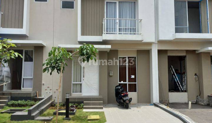 Disewakan Rumah Baru Grees Paramount Village Simongan Semarang 1