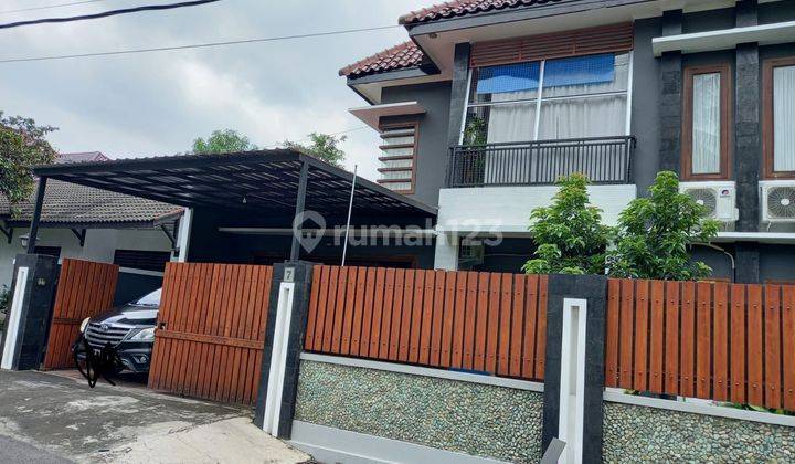 Disewakan Rumah Luas Dengan Kolam Renang Daerah Atas Karangrejo Semarang 1