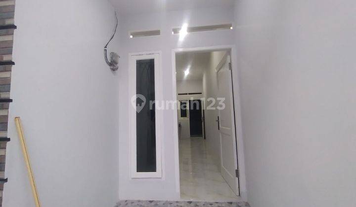 rumah minimalis nyaman aman siap huni lokasi strategis di jakarta selatan 2